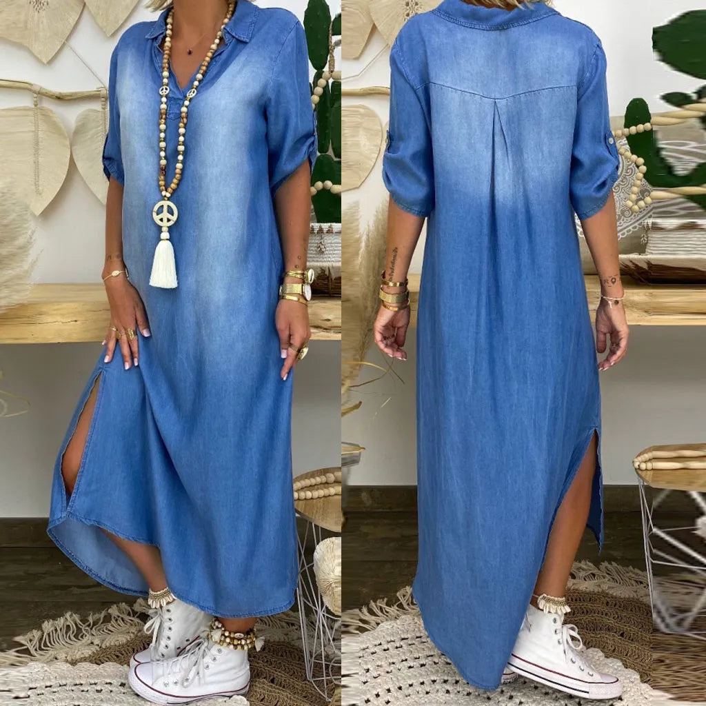 Quvorn™ | Lea Lång klänning i jeanslook med slits på sidan